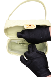CHANEL SMALL VANITY CASE CAVIAR AVOCADO GOLD HDWR