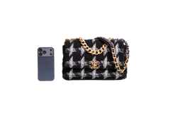 DESAPEGO BRUNA CARDOSO CHANEL 19 LARGE TWEED CHAIN BLACK/WHITE TWO-TONE HDWR