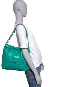 DESAPEGO BRUNA CARDOSO CHANEL 22 SMALL SHINY CALFSKIN GREEN-SILVER HDWR