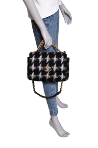 DESAPEGO BRUNA CARDOSO CHANEL 19 LARGE TWEED CHAIN BLACK/WHITE TWO-TONE HDWR