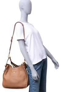 PRADA PHENIX ZIPPERED MESSENGER VITELLO CARAMEL