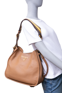 PRADA PHENIX ZIPPERED MESSENGER VITELLO CARAMEL