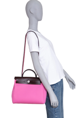 HERMÈS HERBAG 31 TOILE OFFICIER VACHE HUNTER PM 31 BUBBLEGUM RUBIS ROUGE 2024
