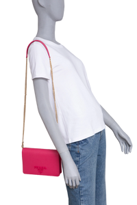 PRADA WOC SAFFIANO LUX VIVA MAGENTA