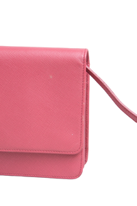 PRADA WOC FLAP ON STRAP SAFFIANO PINK
