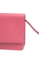 PRADA WOC FLAP ON STRAP SAFFIANO PINK