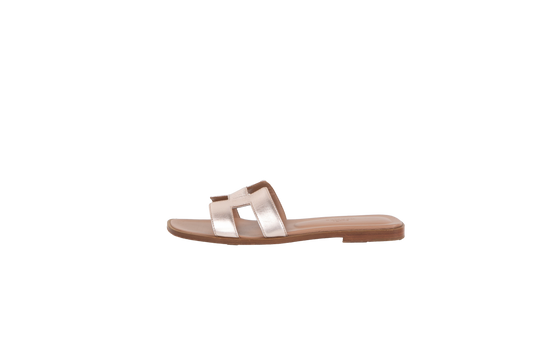 HERMÈS SANDAL ORAN FLAT CHAMPAGNE