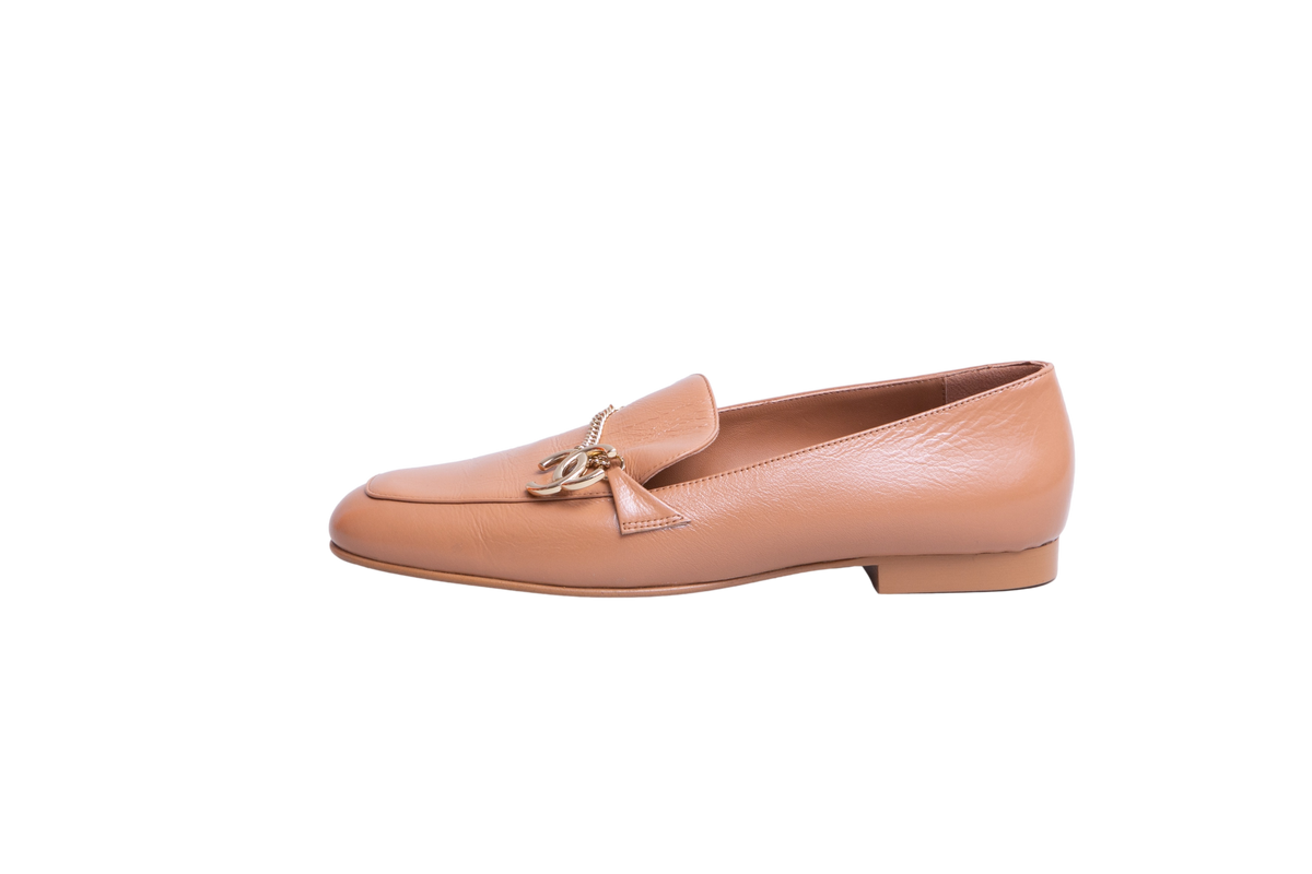 CHANEL MOCASSIM CHAIN CC CRINKLED CALFSKIN CARAMEL - 36 1/2 BR