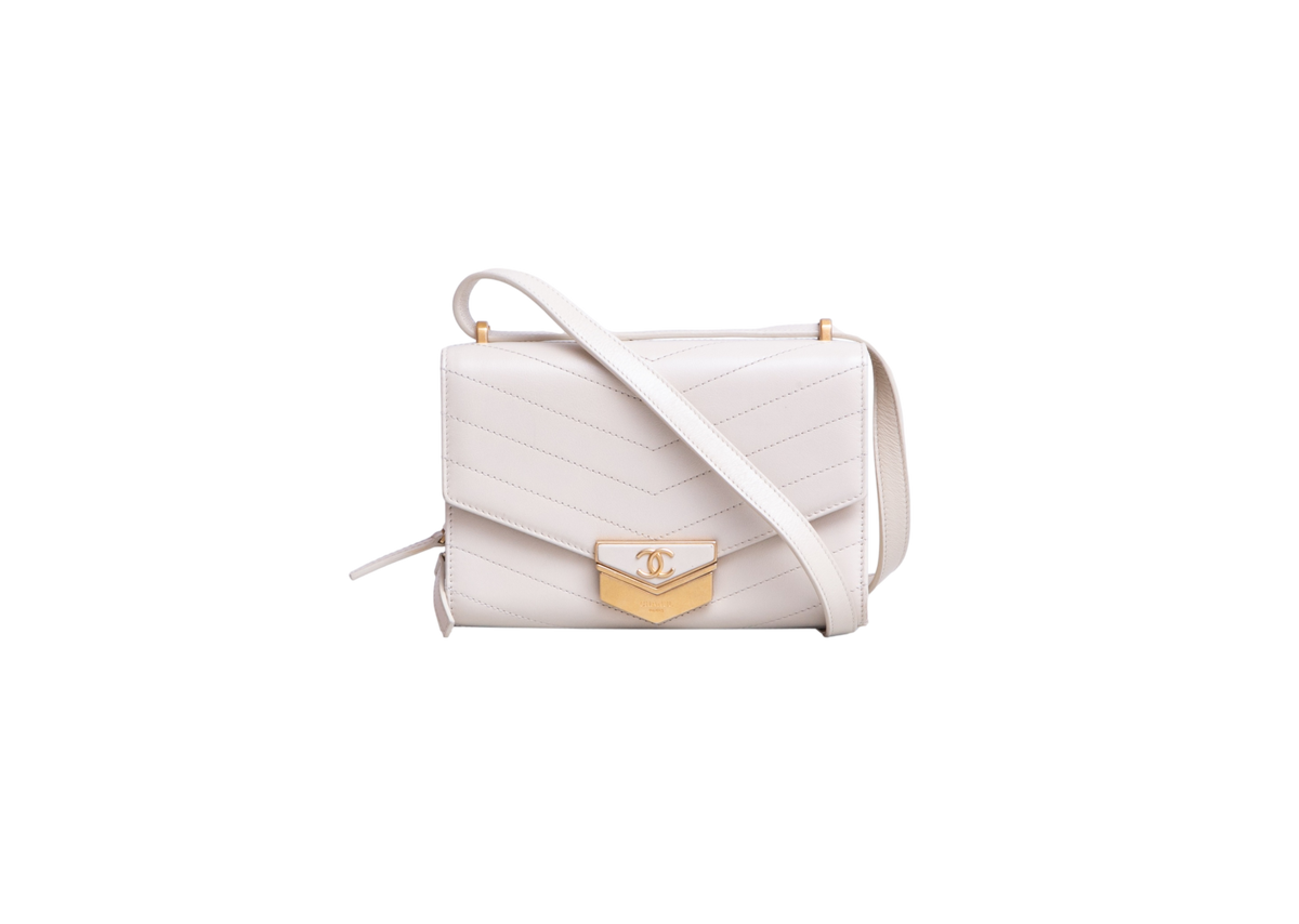 DESAPEGO FABI JUSTUS CHANEL CALFSKIN CHEVRON QUILTED MEDIUM