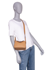 HERMÈS LINDY TAURILLON CLÉMENCE BISCUIT PLW HDWR