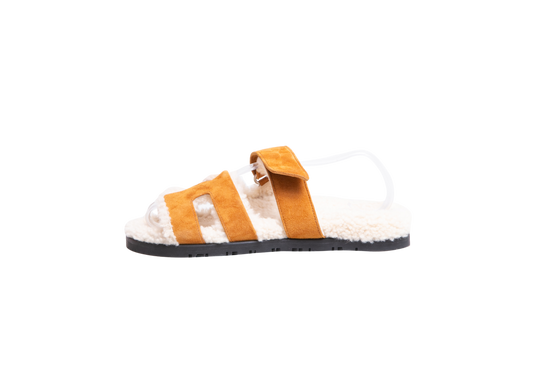 HERMÈS SANDAL CHYPRE SUEDE GOATSKIN AND SHEARLING BRUN FUMÉ/ECRU - 36 BR