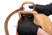 HERMÈS LINDY TAURILLON CLÉMENCE BISCUIT PLW HDWR