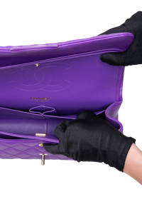 CHANEL CLASSIC DOUBLE FLAP/JUMBO CAVIAR PURPLE