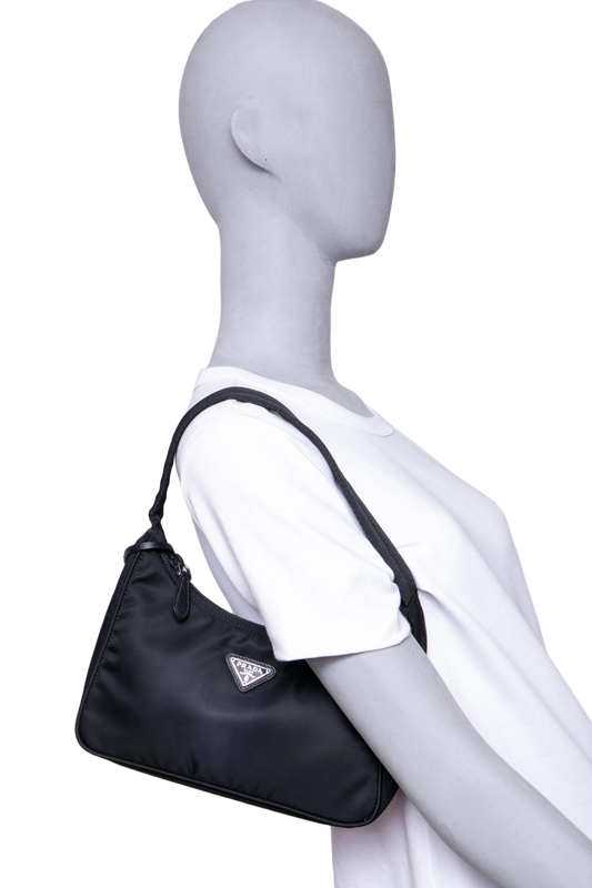 PRADA RE-EDITION 2000 NYLON BLACK