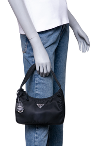 PRADA RE-EDITION 2000 NYLON BLACK