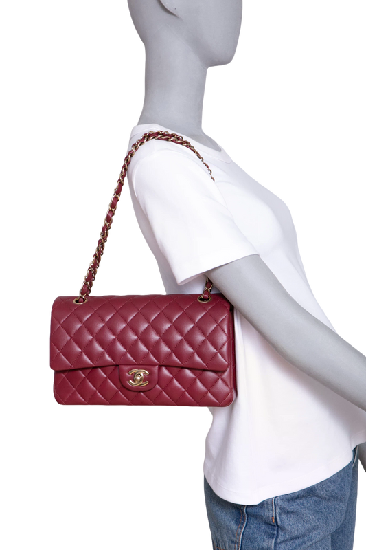 CHANEL MEDIUM CLASSIC DOUBLE FLAP LAMBSKIN QUILTED BURGUNDY – GOLD HDWR