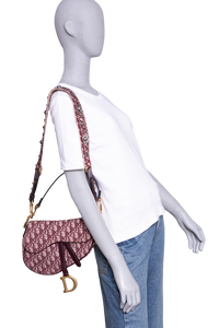 DIOR SADDLE OBLIQUE MEDIUM CANVAS WINE