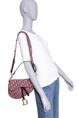 DIOR SADDLE OBLIQUE MEDIUM CANVAS WINE