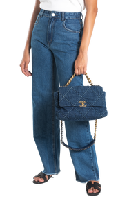 CHANEL 19 DENIM MEDIUM