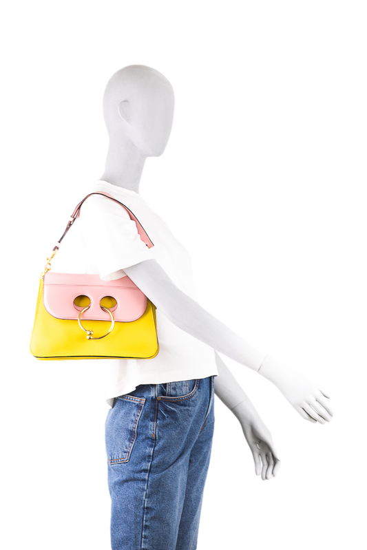 DESAPEGO THASSIA NAVES JW ANDERSON YELLOW PINK