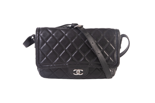 DESAPEGO MARI SAMPAIO CHANEL CROSS BLK